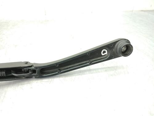 Front windshield wiper arm NISSAN JUKE (F15) 1.5 dCi | BP23754646C143 