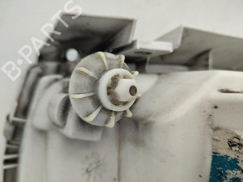 Right headlight VW POLO III (6N1) 60 1.4 | BP23749429C29