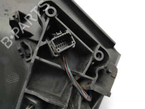 Bakspejl Højre RENAULT MEGANE III Hatchback (BZ0/1_, B3_) 1.5 dCi (BZ09, BZ0D, BZ1W, BZ29, BZ14) (110 hp) 23750659