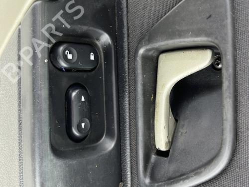 Right front door LAND ROVER FREELANDER I (L314) 2.0 Td4 4x4 | BP23762025C3 