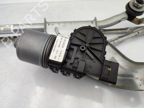 Used Front wiper motor DACIA SANDERO 1.2 16V LPG (75 hp) 23712880