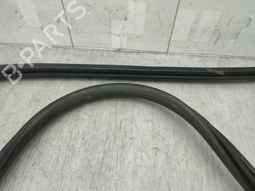Rubber door seal CITROËN C5 AIRCROSS (A_) 1.2 PureTech 130 (ARHNSJ) | BP25977882C142