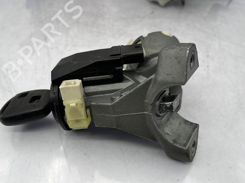 Used Electronic module Electronic module TOYOTA YARIS (_P9_) 1.4 D-4D (NLP90_, NLP90R) (90 hp) 23684263 23684263