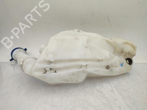 Used Windscreen washer tank PEUGEOT 206 Hatchback (2A/C) 1.4 i (75 hp) 28694178