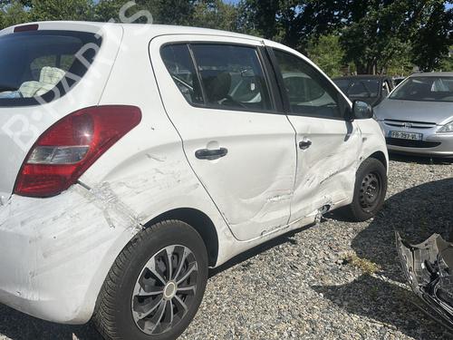 Right front window switch HYUNDAI i20 I (PB, PBT) 1.4 CRDi | BP37164605I26 - Image 8