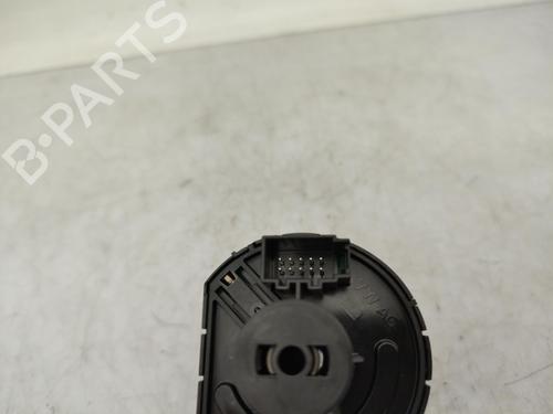 Used Headlight switch VW GOLF VII (5G1, BQ1, BE1, BE2) 1.6 TDI (105 hp) 23719681