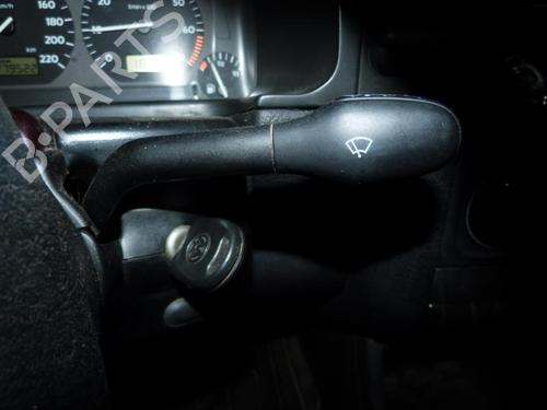 Brugte VW VENTO (1H2) 1.8 2311459