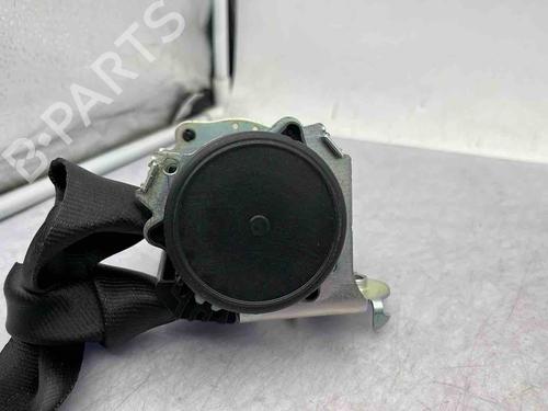 front-right-seatbelt-dacia-sandero-ii-2012-36480537 main image
