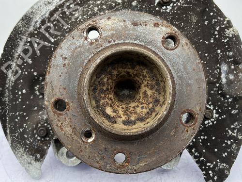 Used Right front steering knuckle Right front steering knuckle BMW 1 (E87) 118 d (143 hp) 23761910 23761910