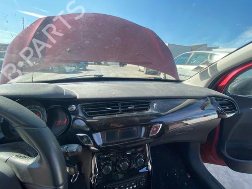 Front left seatbelt CITROËN C3 II (SC_) 1.4 | BP38081089I26 - Image 31