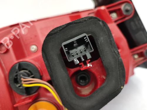 Used Right taillight Right taillight VW PASSAT B7 (362) 3.6 FSI 4motion (300 hp) 23751048 23751048