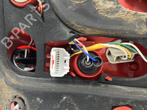 Left taillight TOYOTA AURIS (_E15_) 2.0 D-4D (ADE150_, ADE150R) | BP29839260C34 