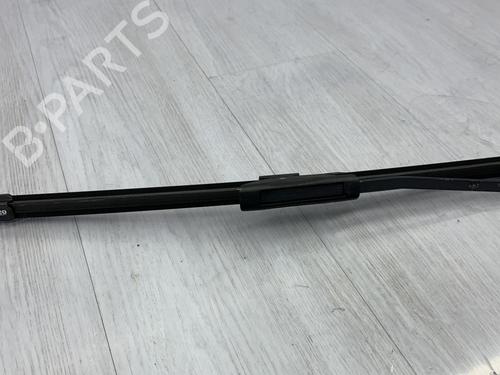 Used Front windshield wiper arm RENAULT MEGANE III Hatchback (BZ0/1_, B3_) 1.6 dCi (BZ00, BZ12, BZ13) (130 hp) 23699857