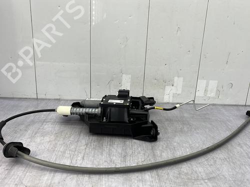 Handremsysteem PEUGEOT 3008 I MPV (0U_) 2.0 HDi 150 / BlueHDi 150 (150 hp) 24646347
