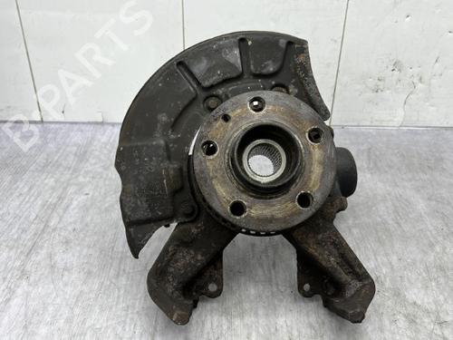 Used Right front steering knuckle VW GOLF IV (1J1) 1.9 TDI (90 hp) 23757452