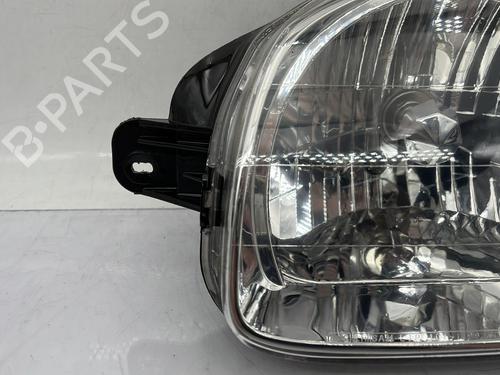 Left headlight HYUNDAI SANTA FÉ I (SM) 2.0 CRDi 4x4 | BP23705997C28 