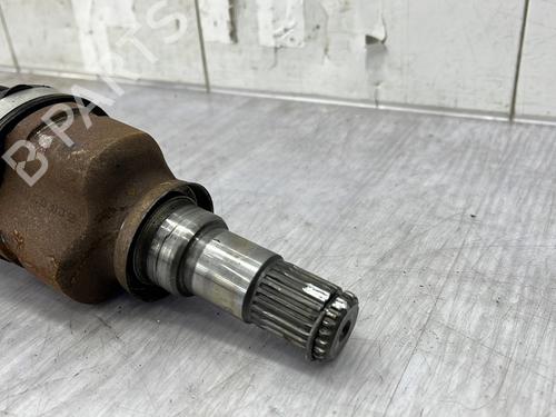 Right front driveshaft TOYOTA YARIS (_P13_) 1.0 (KSP130_, KSP130) | BP32296868M39