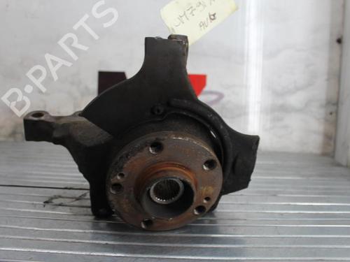 Used Left front steering knuckle Left front steering knuckle RENAULT ESPACE III (JE0_) [1996-2002] 33330438 33330438