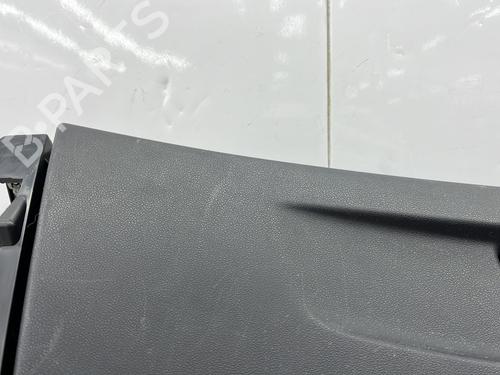 glove-box-citroen-c4-grand-picasso-ii-da_-de_-2013-29919840 main image