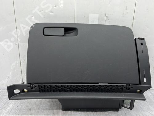 Used Glove box AUDI A1 Sportback (8XA, 8XF) 1.4 TFSI (125 hp) 29863460