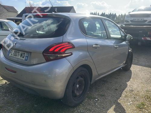 Used Parts PEUGEOT 208 I (CA_, CC_)  1.2 PureTech 82  4613411