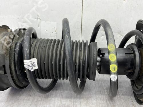 Right front shock absorber AUDI A3 Sportback (8VA, 8VF) 2.0 TDI | BP26019113M17 