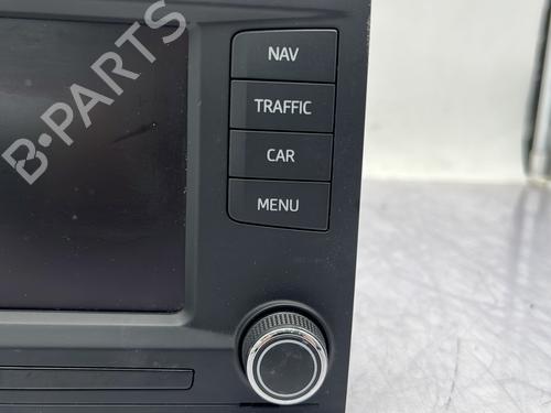 Used Radio Radio SEAT LEON (5F1) 2.0 TDI (150 hp) 33052124 33052124