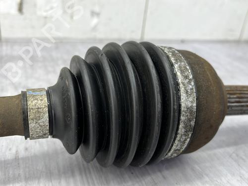 Used Right front driveshaft Right front driveshaft RENAULT CLIO III (BR0/1, CR0/1) 1.5 dCi (C/BR0G, C/BR1G) (68 hp) 31063576 31063576