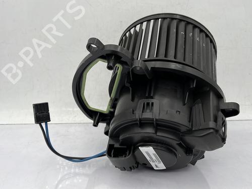 Used Heater blower motor Heater blower motor RENAULT MEGANE IV Hatchback (B9A/M/N_) 1.5 dCi 110 (B9A3) (110 hp) 24977941 24977941