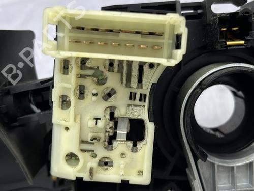 Used Steering column stalk RENAULT CLIO II (BB_, CB_) 1.2 (BB0A, BB0F, BB10, BB1K, BB28, BB2D, BB2H, CB0A,... (58 hp) 23704942