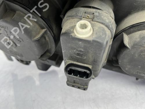 Faro izquierdo RENAULT SCÉNIC I MPV (JA0/1_, FA0_) 1.6 (JA00, JA16, JA15, JA19, JA1V, JA2B, JA2C, JA0B,... | BP30698503C28 