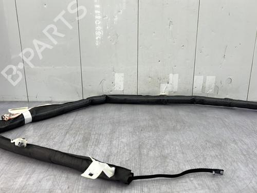 Used Right curtain airbag PEUGEOT 3008 II SUV (MC_, MR_, MJ_, M4_) 1.6 BlueHDi 120 (120 hp) 24656391