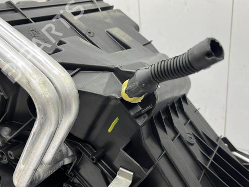 Heater matrix box FORD C-MAX II (DXA/CB7, DXA/CEU) 1.0 EcoBoost | BP29839318M61