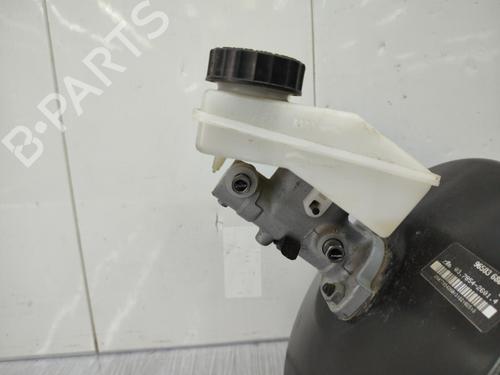 Used Servo brake Servo brake PEUGEOT 206+ (2L_, 2M_) 1.4 HDi eco 70 (68 hp) 23677304 23677304