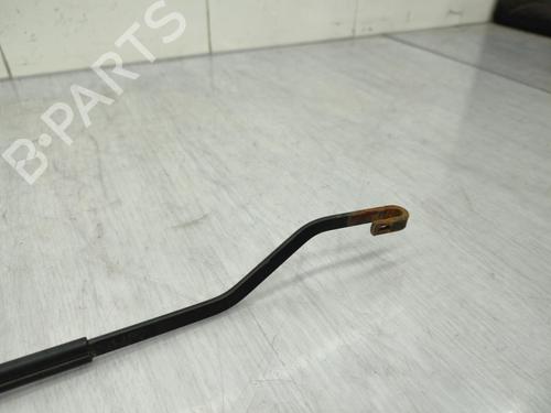 front-windshield-wiper-arm-renault-latitude-l70_-2010-23710444 main image