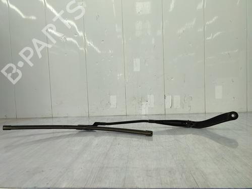 Used Front windshield wiper arm FIAT TALENTO Van (296_) 1.6 D (145 hp) 29021104