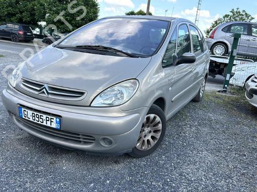 Left headlight CITROËN XSARA PICASSO (N68) 2.0 HDi | BP23681064C28 