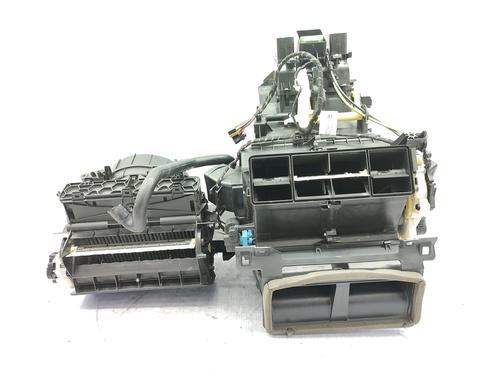Heater matrix box VW TOURAN (5T1) 1.6 TDI | BP23757126M61 - Image 9