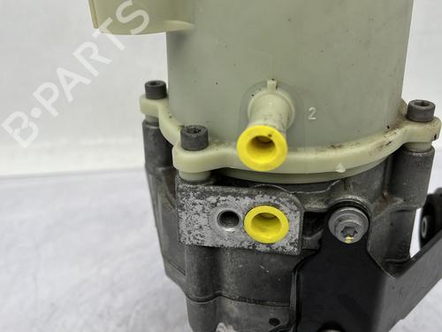 Used Steering pump Steering pump DACIA DUSTER (HS_) 1.5 dCi 4x4 (HSMC, HSMD) (110 hp) 26617762 26617762