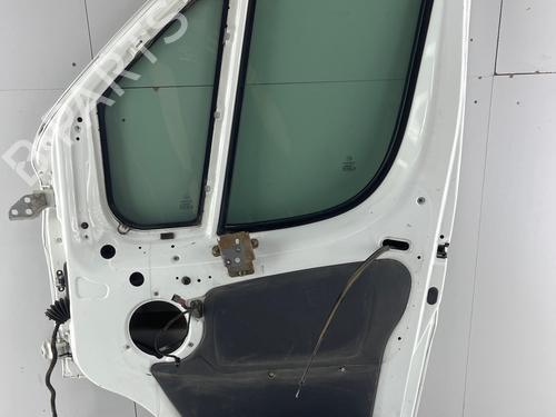 right-front-door-peugeot-boxer-van-2006-39997867 main image