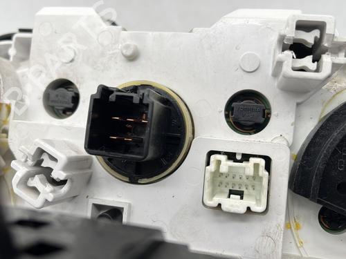 Climate control MAZDA 2 (DE_, DH_) 1.4 MZR-CD | BP30735979I5 - Image 4