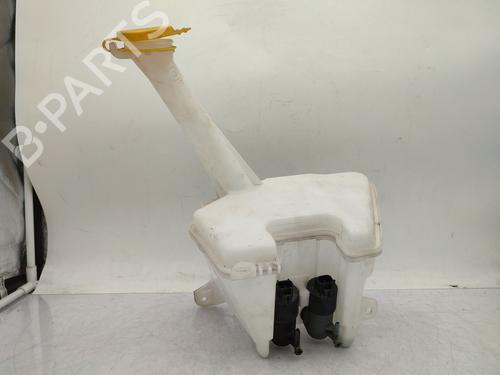 Used Windscreen washer tank TOYOTA YARIS (_P13_) 1.0 (KSP130_, KSP130) (69 hp) 29191582