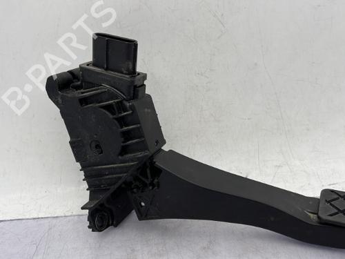 pedal-vw-touran-5t1-2015-23757812 main image