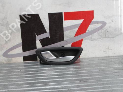 Venstre bak invendig håndtak RENAULT MEGANE IV Hatchback (B9A/M/N_) 1.5 dCi 110 (B9A3) (110 hp) 23690325
