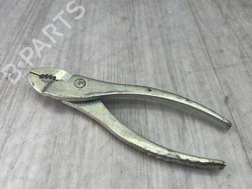 Module électronique TOYOTA HILUX VIII Pickup (_N1_) 2.4 D 4WD (GUN125_, GUN125R) | BP30046342M83 