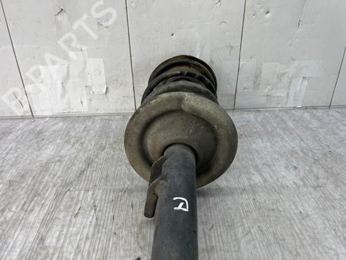 Used Right front shock absorber Right front shock absorber MERCEDES-BENZ A-CLASS (W168) A 170 CDI (168.009, 168.109) (95 hp) 39952338 39952338
