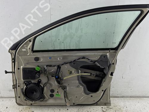 Used Right front door Right front door VOLVO V70 II (285) [1999-2008] 33680161 33680161