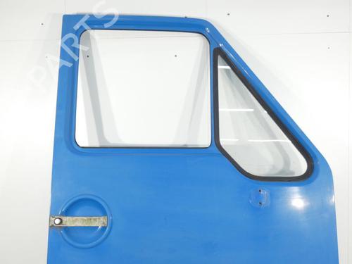 Used Right front door Right front door RENAULT MASTER I Van (T__) 28-35 2,5 D (75 hp) 23672157 23672157