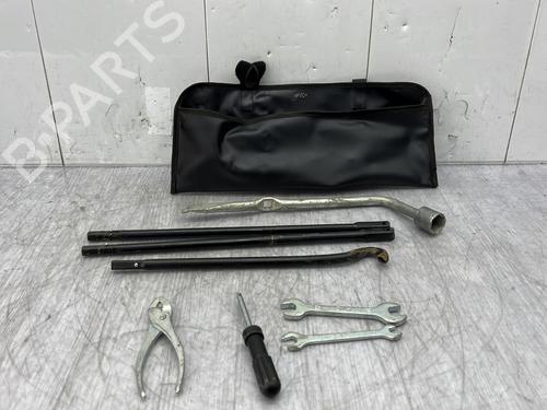 Elektronische module TOYOTA HILUX VIII Pickup (_N1_) 2.4 D 4WD (GUN125_, GUN125R) (150 hp) 30046342