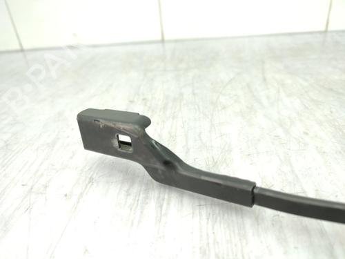 Front windshield wiper arm PEUGEOT 2008 I (CU_) 1.2 THP 110 / PureTech 110 | BP23722227C143 